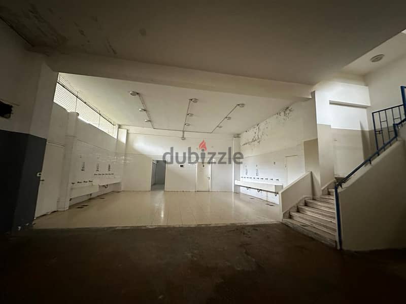 L15173-School for Rent In A Good Condition In Beirut 3