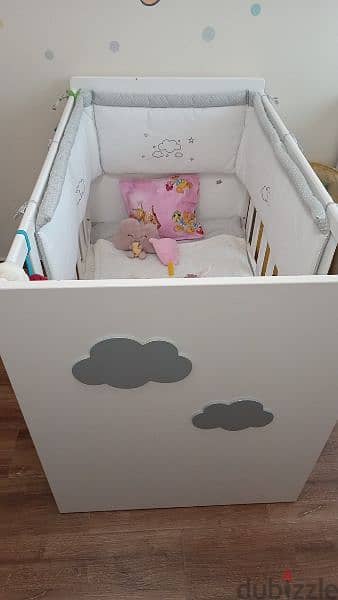 baby dresser, bed with mattress &2 shelves 2