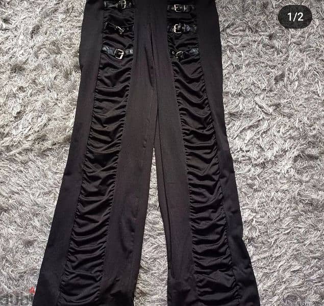 Used Pants & Top Black 7$ 1