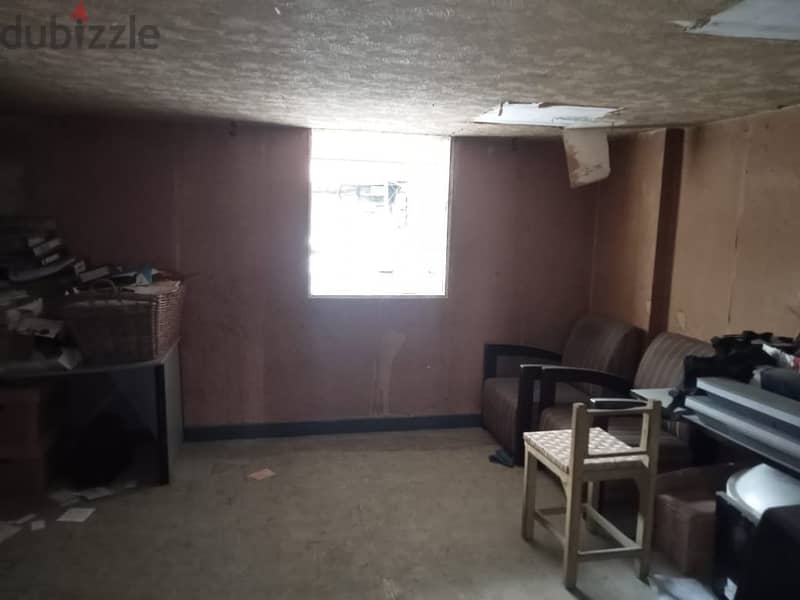 30 Sqm + 120 Sqm Mezanine | Shop for sale in Zalka | Need rennovation 0