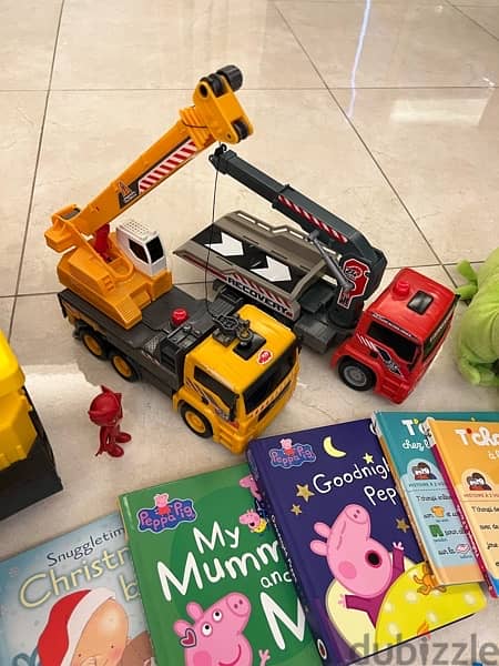 like new! books and toys 5