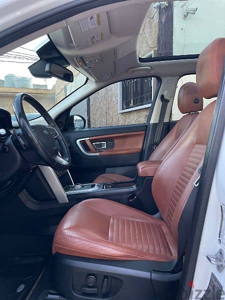 Land Rover Discovery Sport 2016 7 seats 4