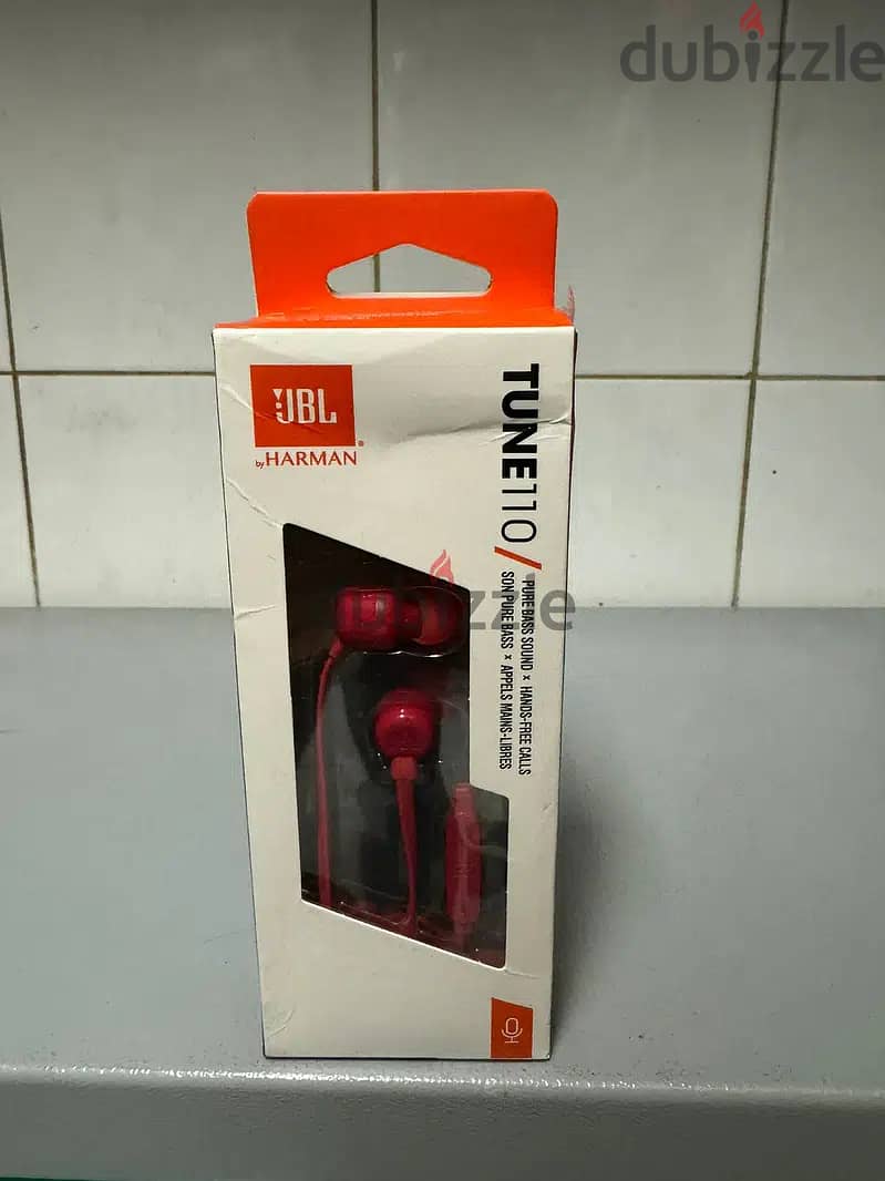 Jbl tune 110 earphones 3.5mm red 0