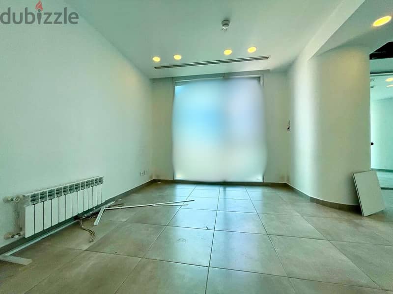 JH24-3405 Office 120m for rent in Achrafieh, $ 1,500 cash 4