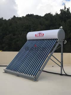 Pressurized Solar Water Heater  20 tubes 220 L 0
