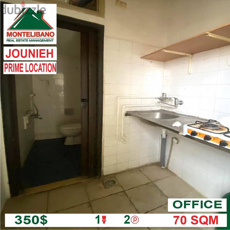 350$ Cash/Month!! Office For Rent In Jounieh!! Prime Location!! 2