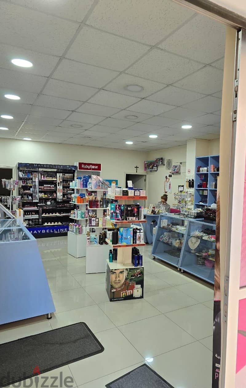 Shop for sale in Mansourieh محل للبيع في منصورية 1