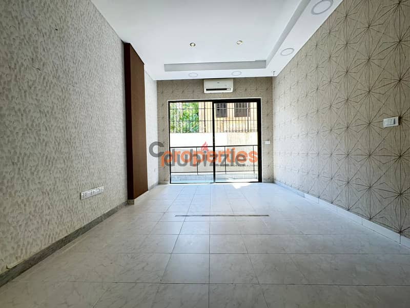 Office for rent in Ain Mraiseh - مكتب للأجار في عين المريسة -CPOA07. 3