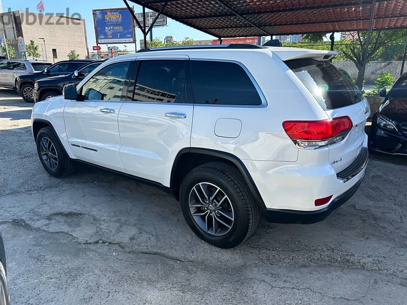 Jeep Grand Cherokee 2018 Free Registration Limited very clean 5