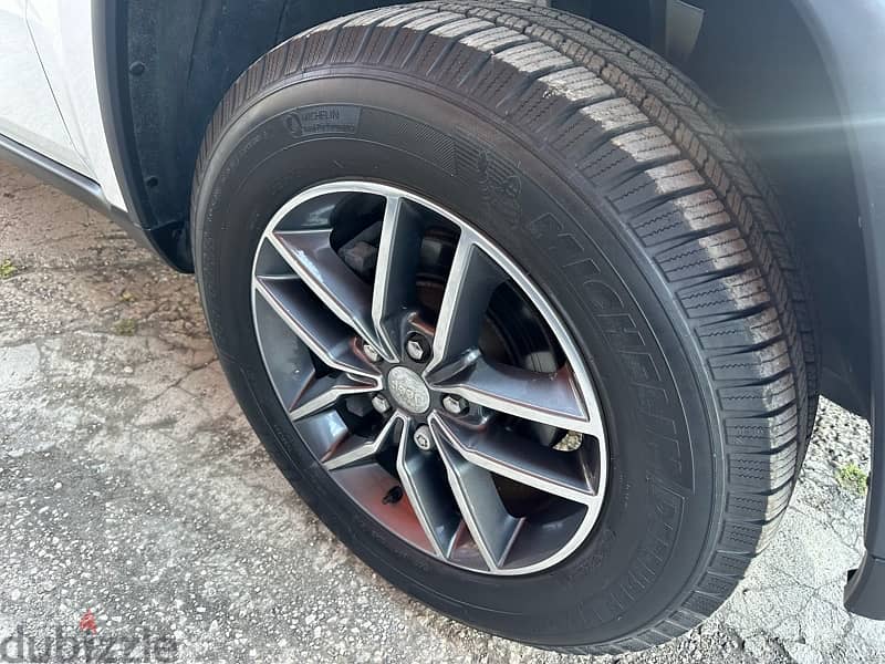 Jeep Grand Cherokee 2018 Free Registration Limited very clean 6