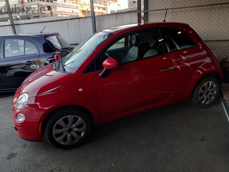 Fiat 500 2015, Red color 1