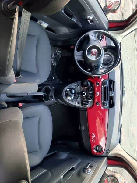 Fiat 500 2015, Red color 8