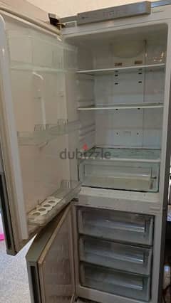 SAMSUNG fridge USED AS NEW 0