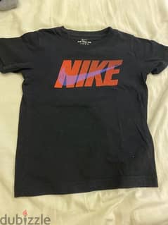 black nike tshirt