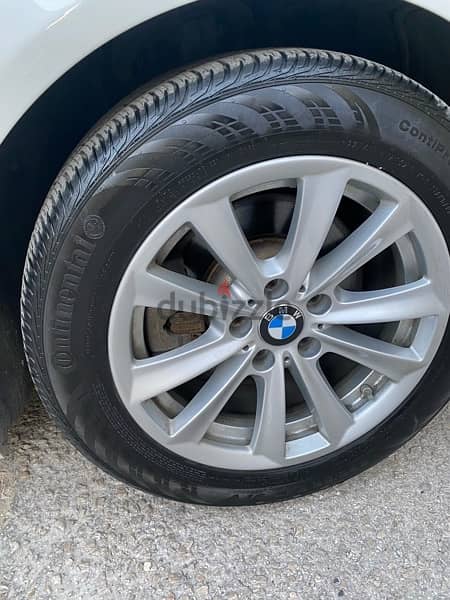 BMW 5-Series 2015 9