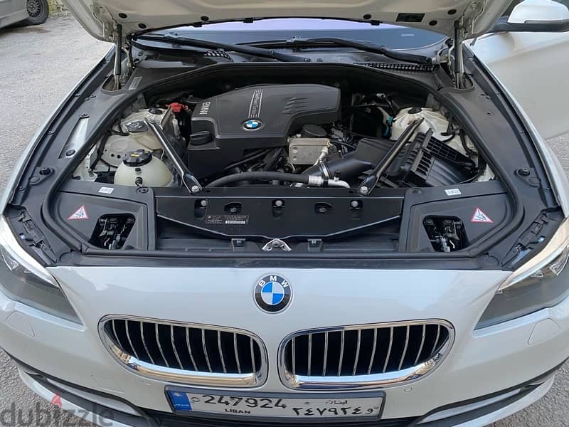 BMW 5-Series 2015 13