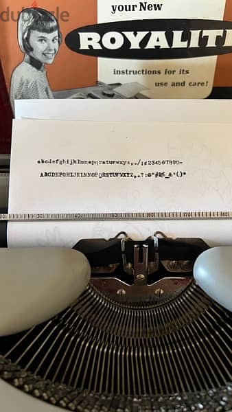 Typewriter Dactylo Portable Royal 2