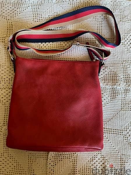 MIA & LUCA Red Leather Crossbody Bag 1