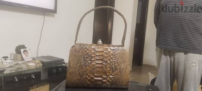 NEW, UNIQUE HANDBAG