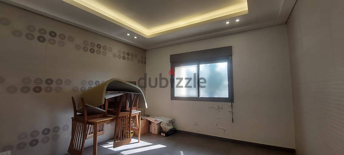 Apartment for rent in Ain El Remmaneh شقة للإيجار في عين الرمانة 4
