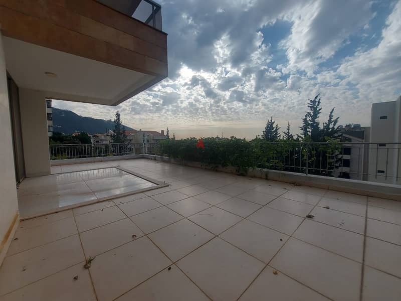 320 SQM Apartment in Kfar Hebab with Sea /Mountain View & Terrace 9