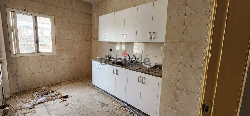 Apartment for Sale in Ain El Remmaneh - شقة للبيع في منطقة عين الرمانة 5