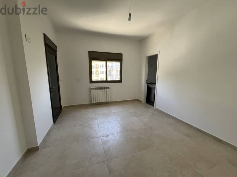 Apartment for sale in Dbayeh شقة للبيع في ضبيه 4