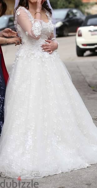 wedding dress adjustable size 2