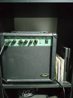 Amplifier with guitar jack 0