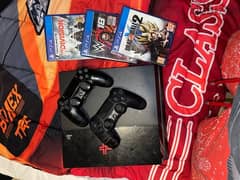 PlayStation 4 + 2 controllers + 3 Games