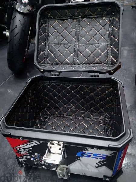 aluminium universal top box 55L 120$ 5