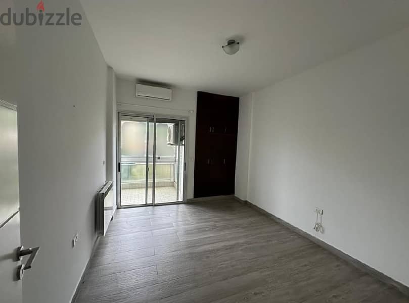 200 m² Apartment For Sale in Monteverde 2