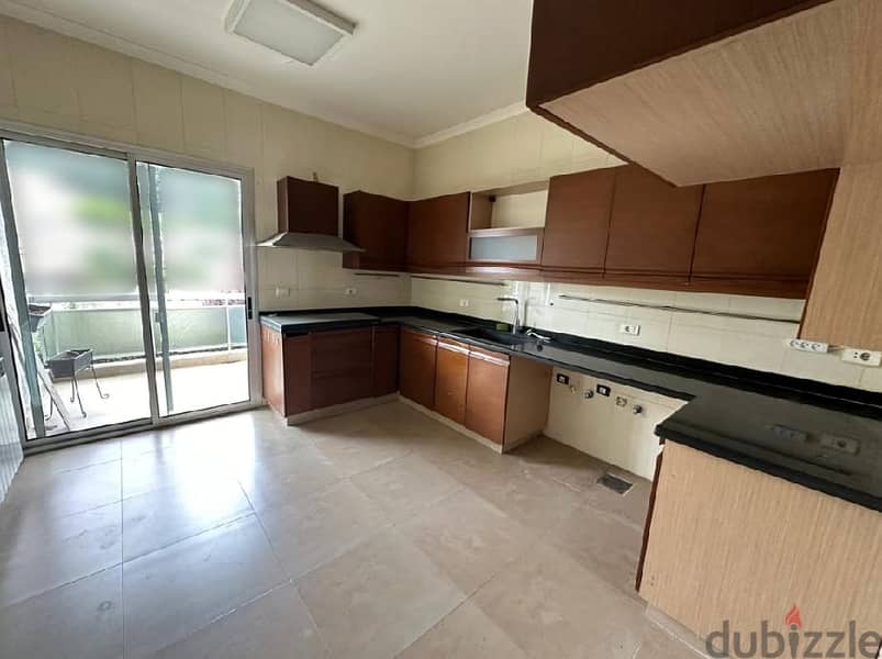 200 m² Apartment For Sale in Monteverde 6