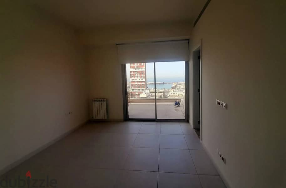 High-Floor Apartment with View for Rent in the Heart of Gemmayzeh 8