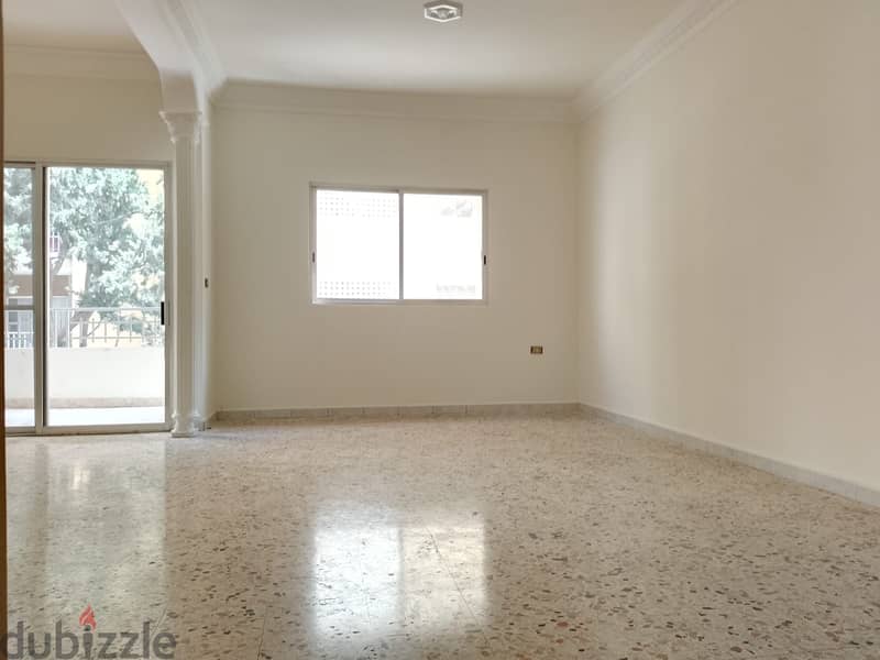 Apartment for sale in Ashrafiyeh شقة للبيع في اشرفية 5