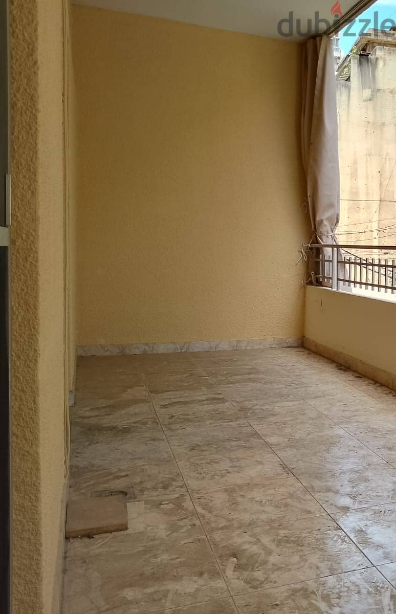 Apartment for sale in Ashrafiyeh شقة للبيع في اشرفية 13