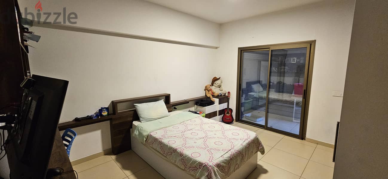 Apartment for sale in Yarzeh شقة  للبيع في اليرزة 18