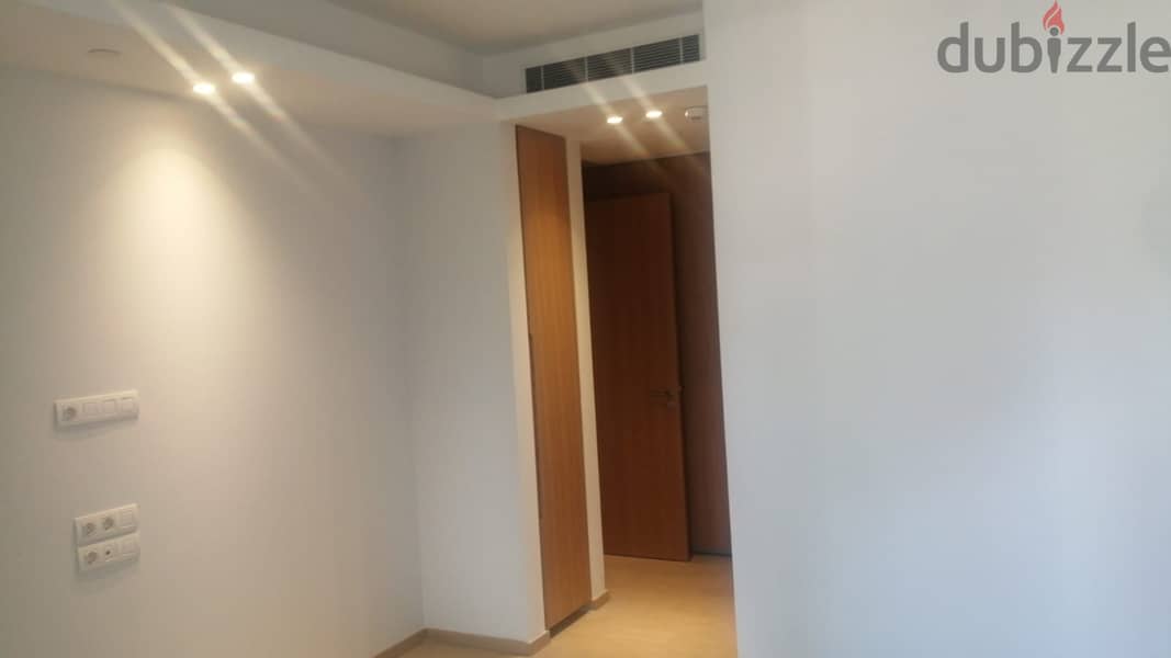 ACHRAFIEH PRIME WITH SEA VIEW (178SQ) 2 MASTER BEDROOMS , (AC-829) 3