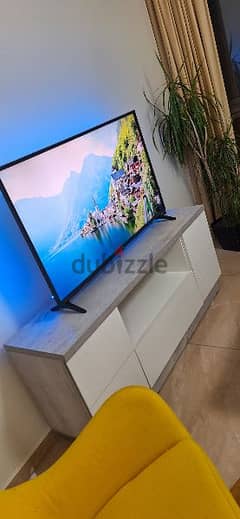 LG smart tv 50in plus tv stand
