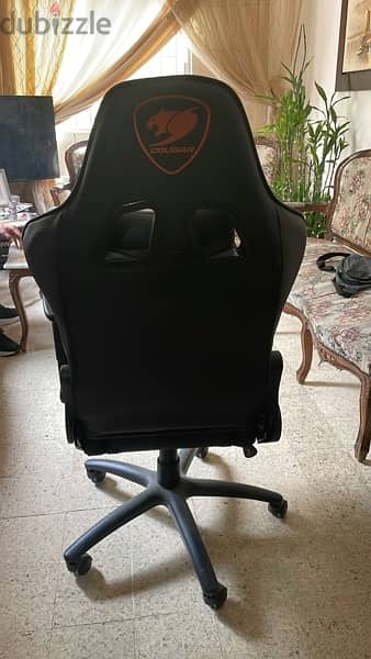 cougar armor pro gaming chair 1