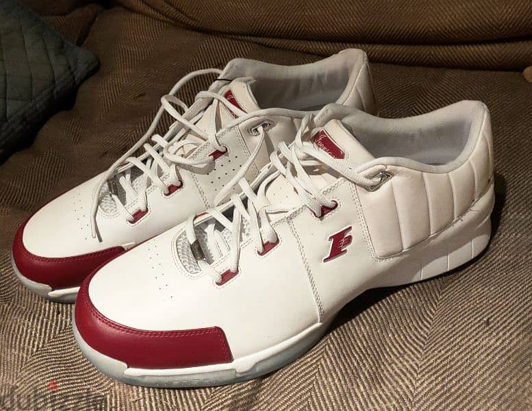 X-Large Reebok Sports Shoes 1