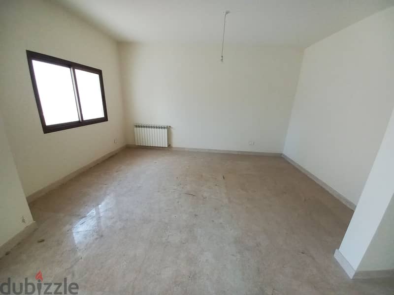 High - End Apartment for sale in Naqqacheشقة فخمة للبيع في النقاش 3