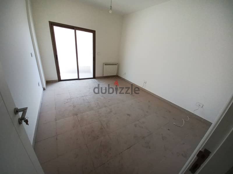 High - End Apartment for sale in Naqqacheشقة فخمة للبيع في النقاش 8