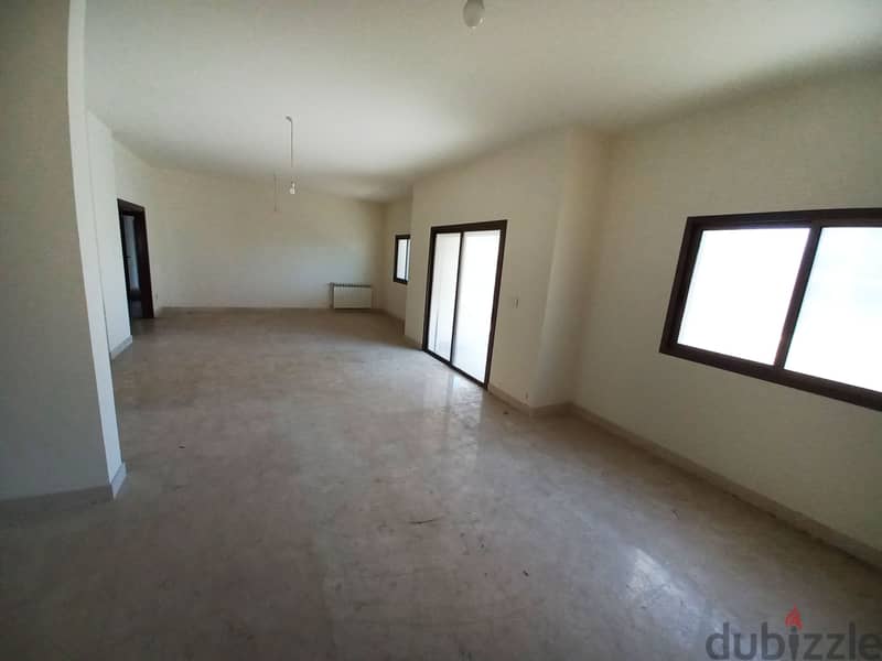 High - End Apartment for sale in Naqqacheشقة فخمة للبيع في النقاش 10