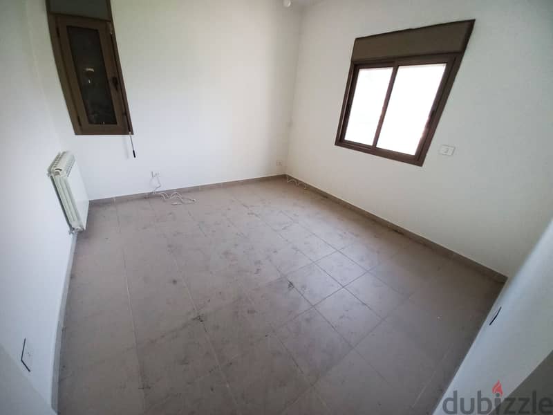High - End Apartment for sale in Naqqacheشقة فخمة للبيع في النقاش 12