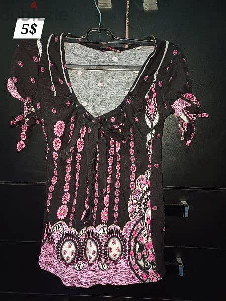 Used Tops summer woman 5$ 8
