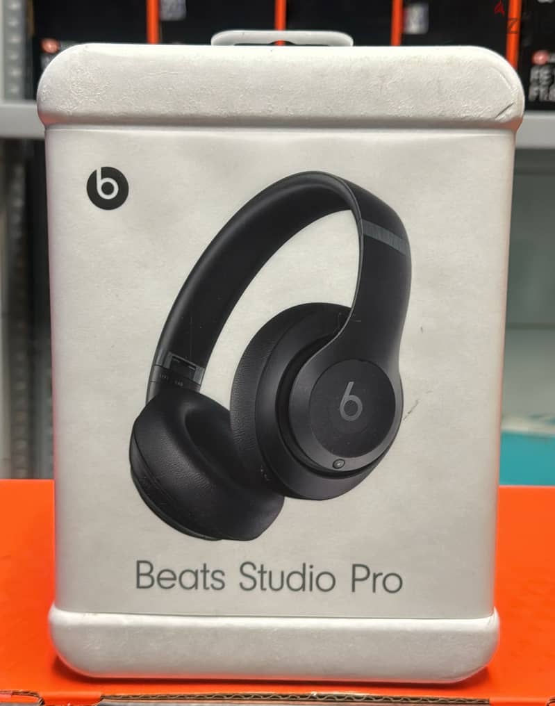 Beats studio pro Black 1