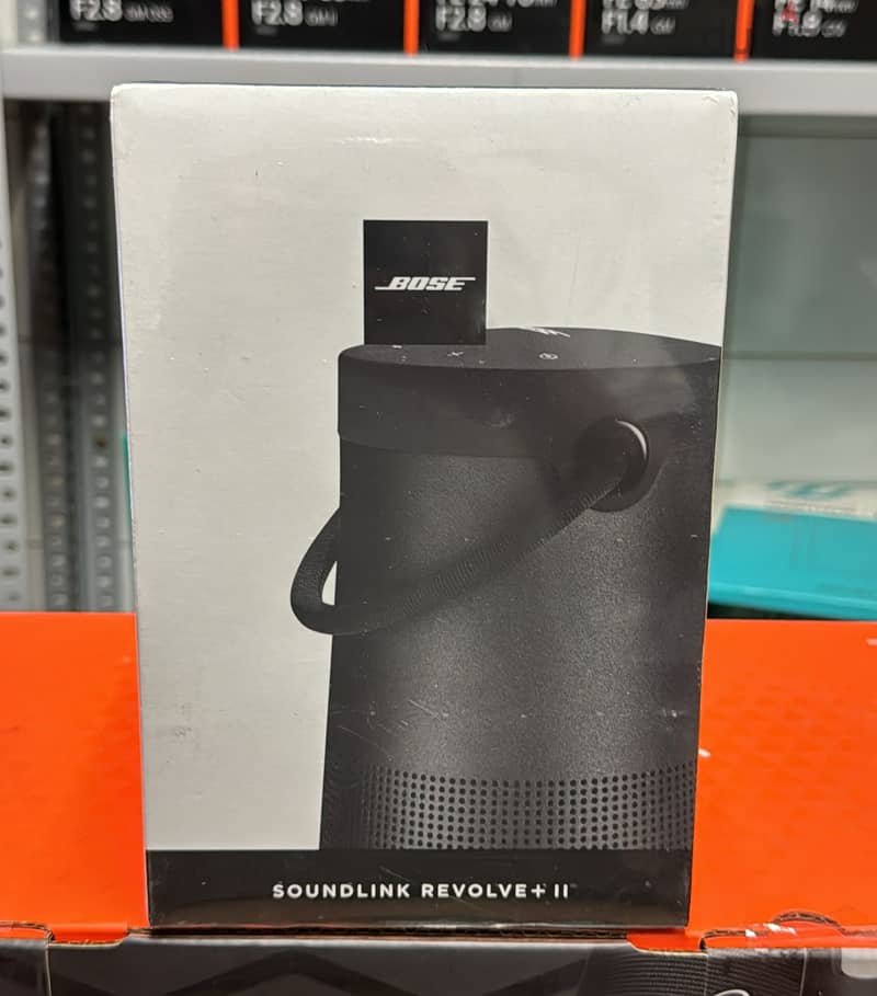 Bose soundlink Revolve + II black great & original price 1