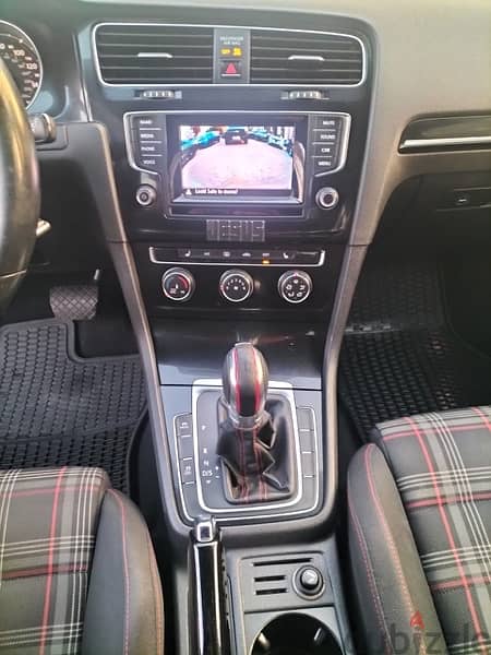 Volkswagen GTI 2015 7