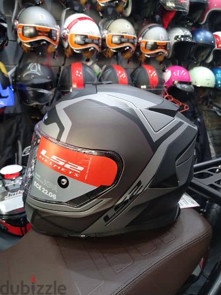Helmet Ls2 storm II duel visor weight 1500 sizes xxxL,xL,L 3